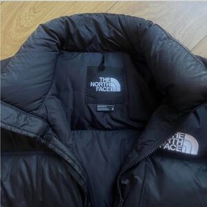 The North Face 700 Down Puffer Mens Medium would fit a woman’s s/m oversize
